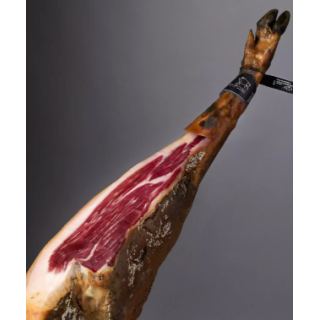 100% Iberian Shoulder black label with bone
