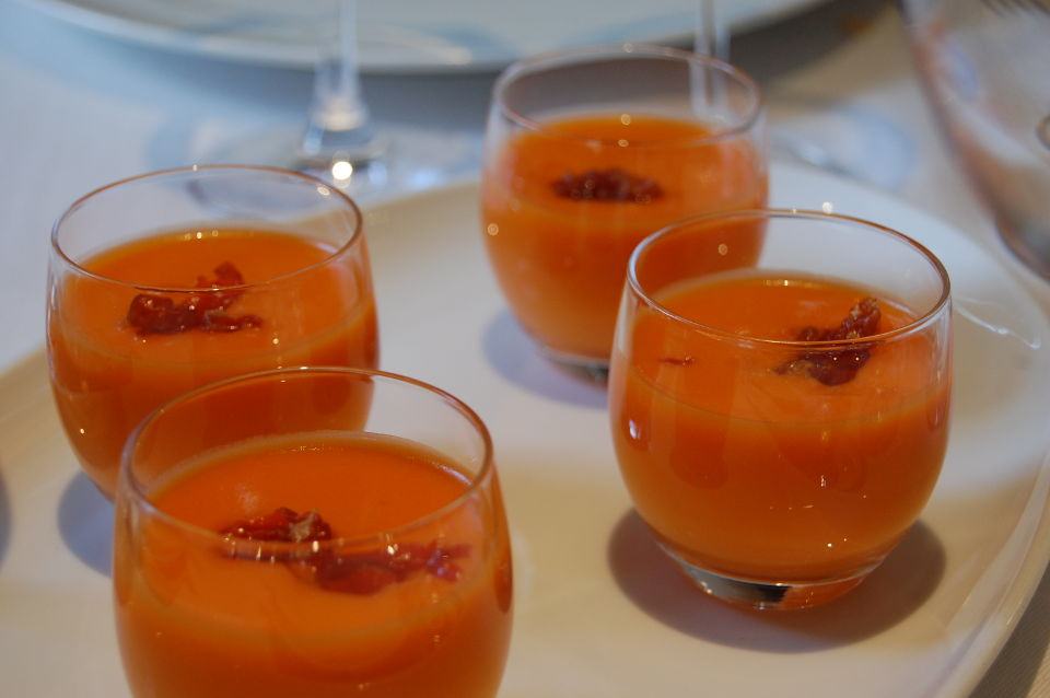 GAZPACHO WITH HAM